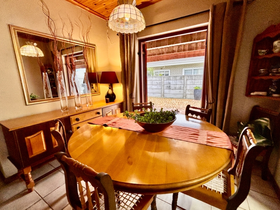 3 Bedroom Property for Sale in Dobson Western Cape